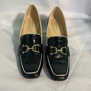 Liz Claiborne Black Croc-Embossed Loafers with Gold Hardware
